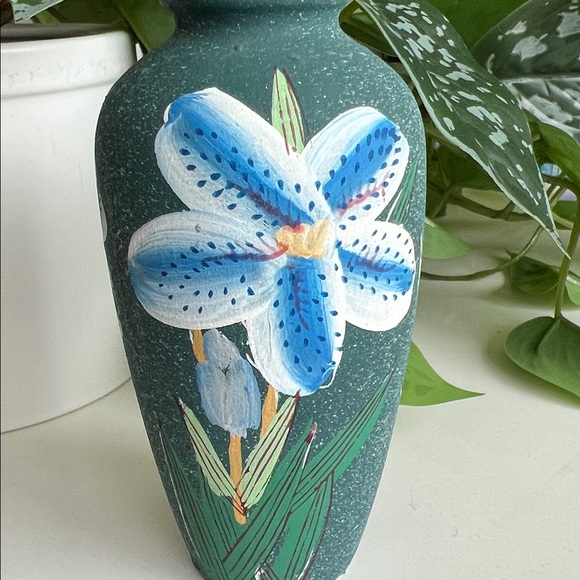 Vintage Hand Painted Floral Bud Vase - Picture 4 of 12